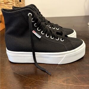 Superga 2708 Hi Top sneaker